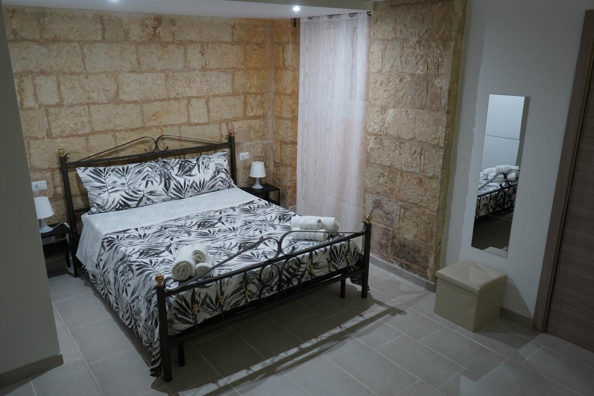 Dimora Antomarti Hotel Бари Екстериор снимка