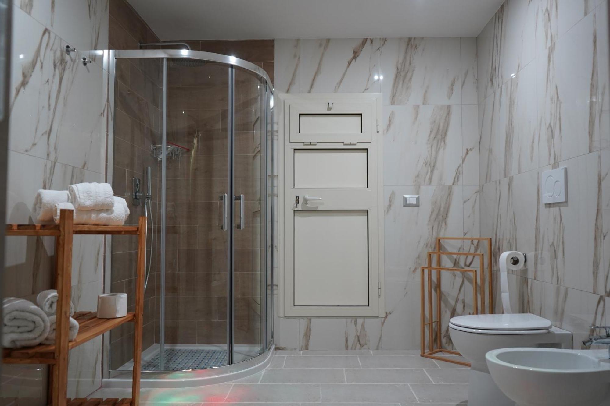 Dimora Antomarti Hotel Бари Екстериор снимка