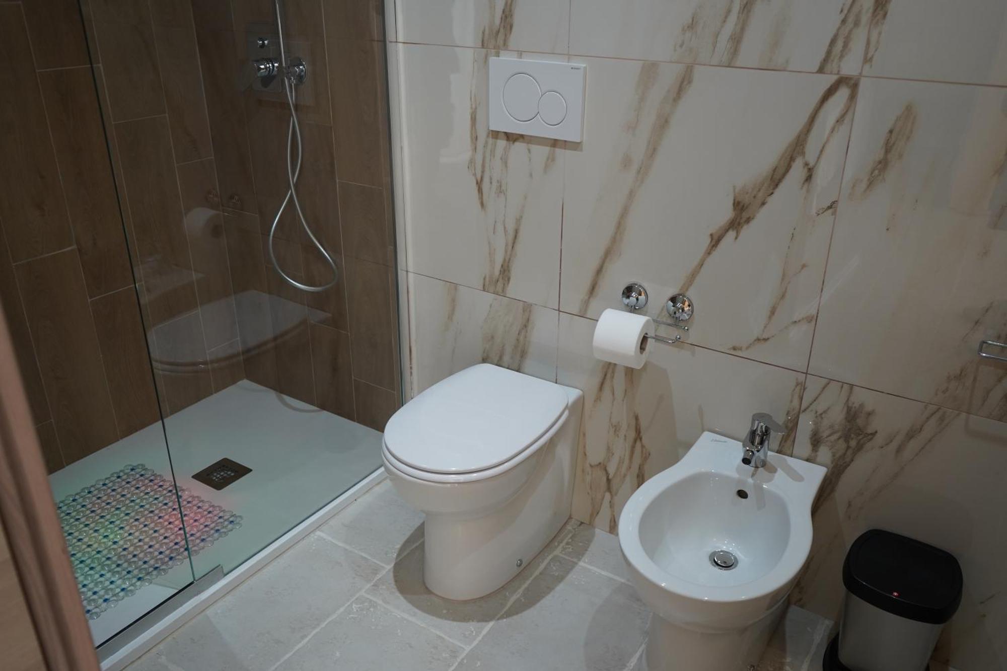 Dimora Antomarti Hotel Бари Екстериор снимка
